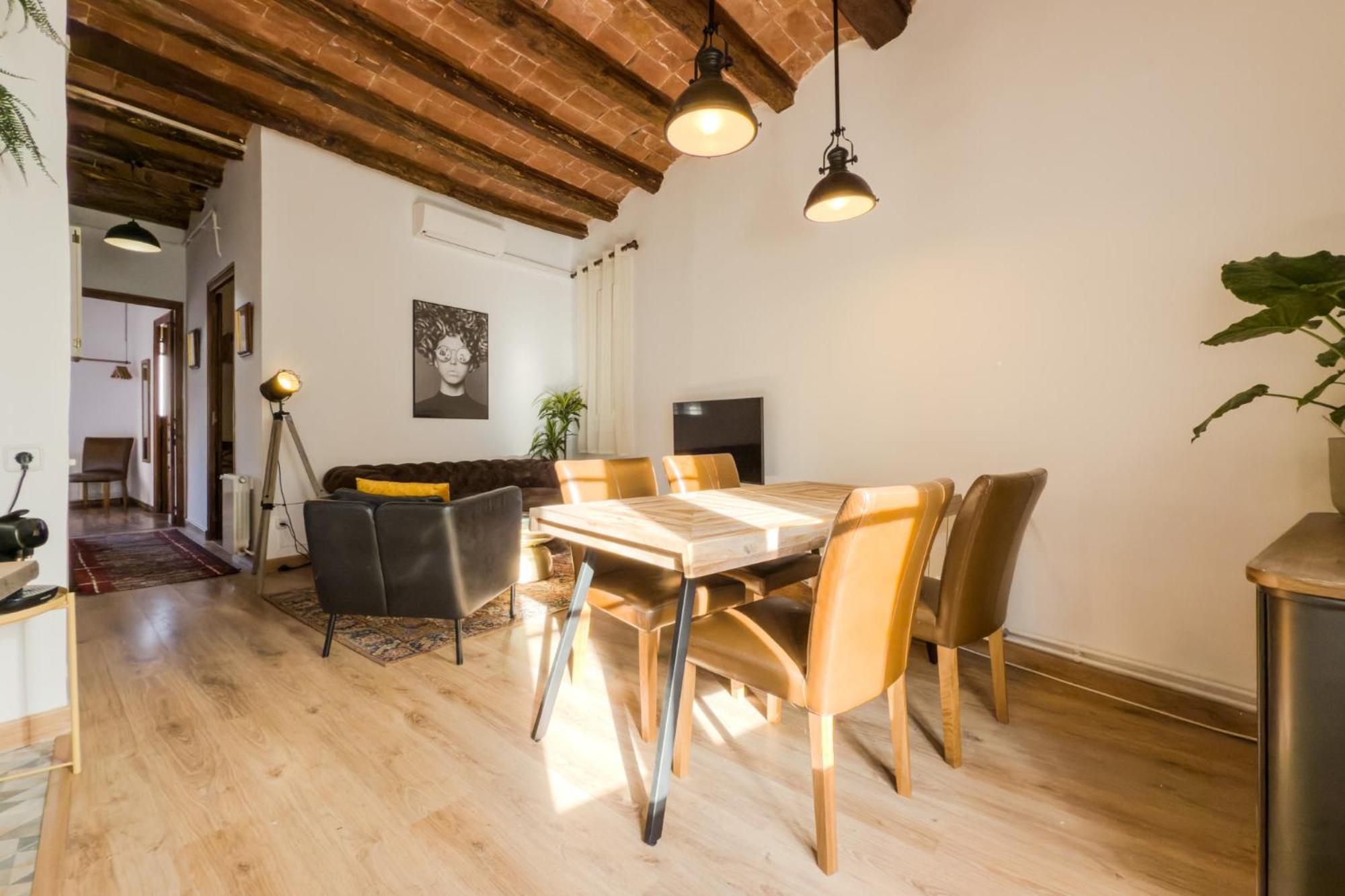 Magalhaes - Trad Flat In Poble Sec, Near Ramblas Barselona Dış mekan fotoğraf