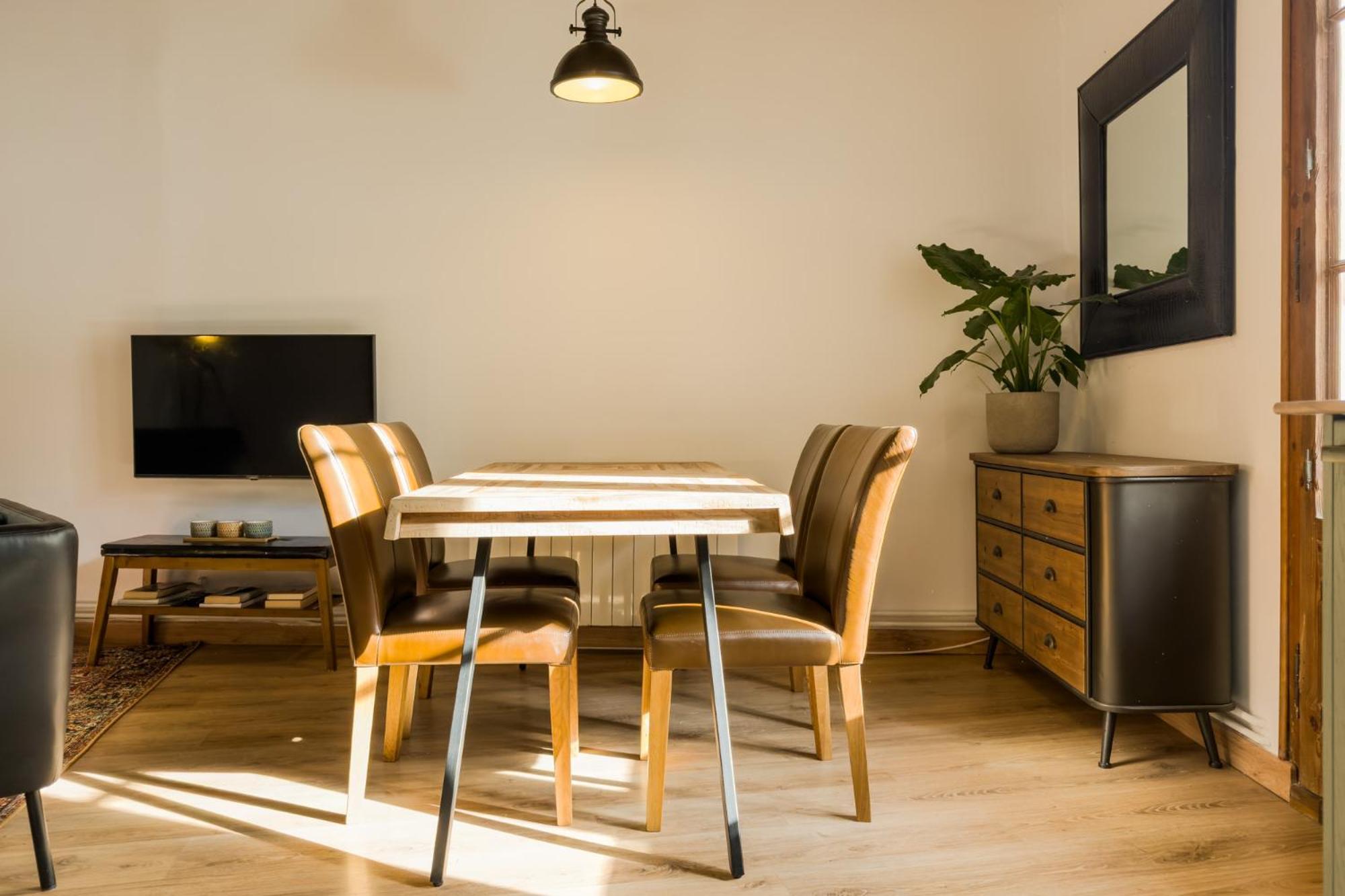 Magalhaes - Trad Flat In Poble Sec, Near Ramblas Barselona Dış mekan fotoğraf