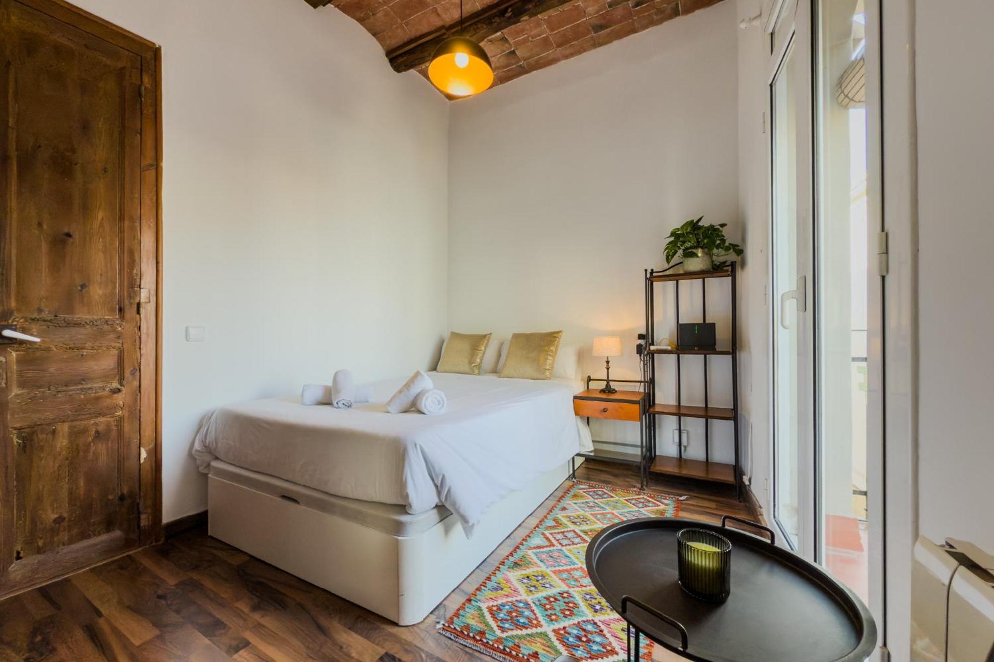 Magalhaes - Trad Flat In Poble Sec, Near Ramblas Barselona Dış mekan fotoğraf
