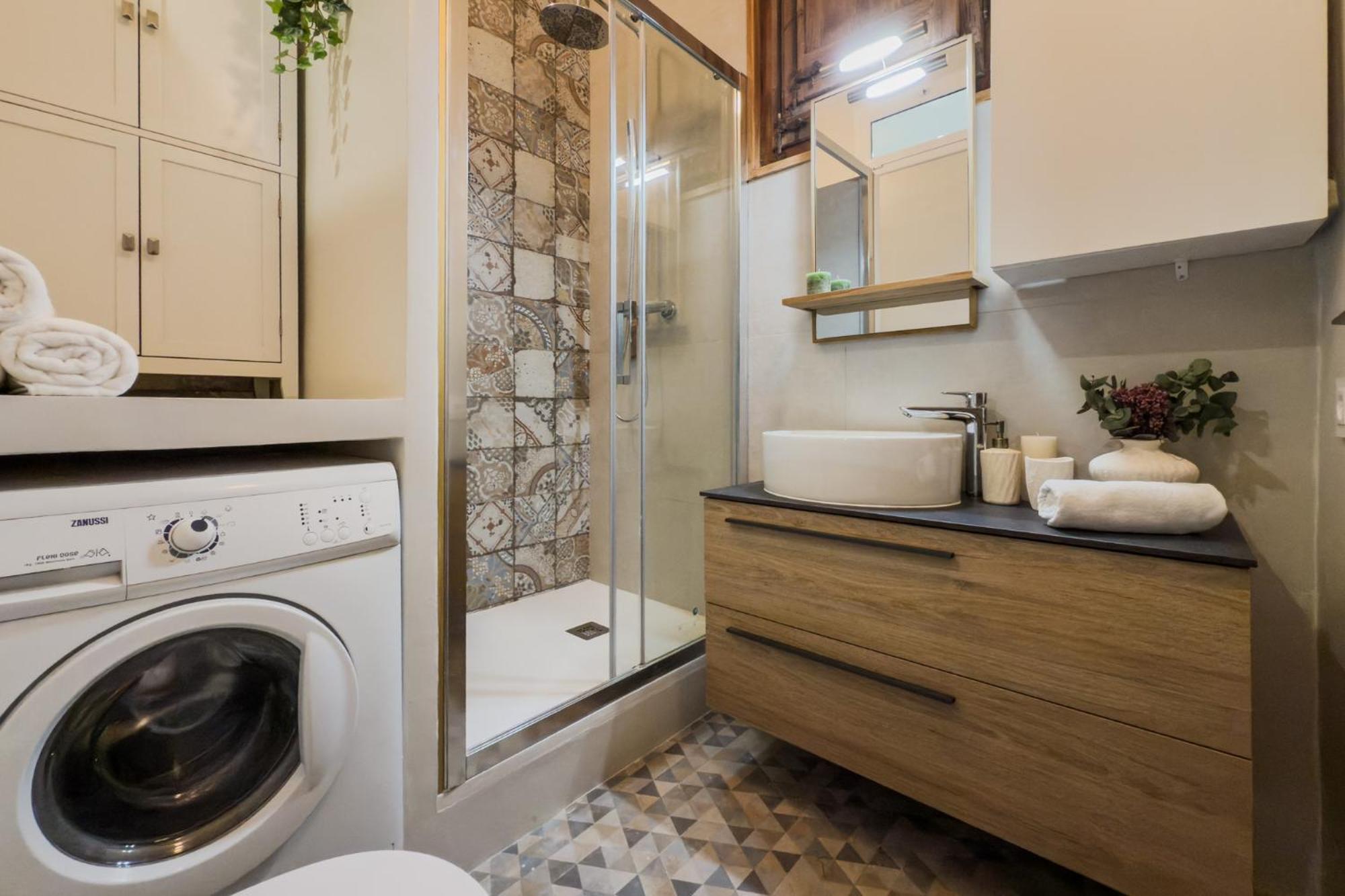 Magalhaes - Trad Flat In Poble Sec, Near Ramblas Barselona Dış mekan fotoğraf