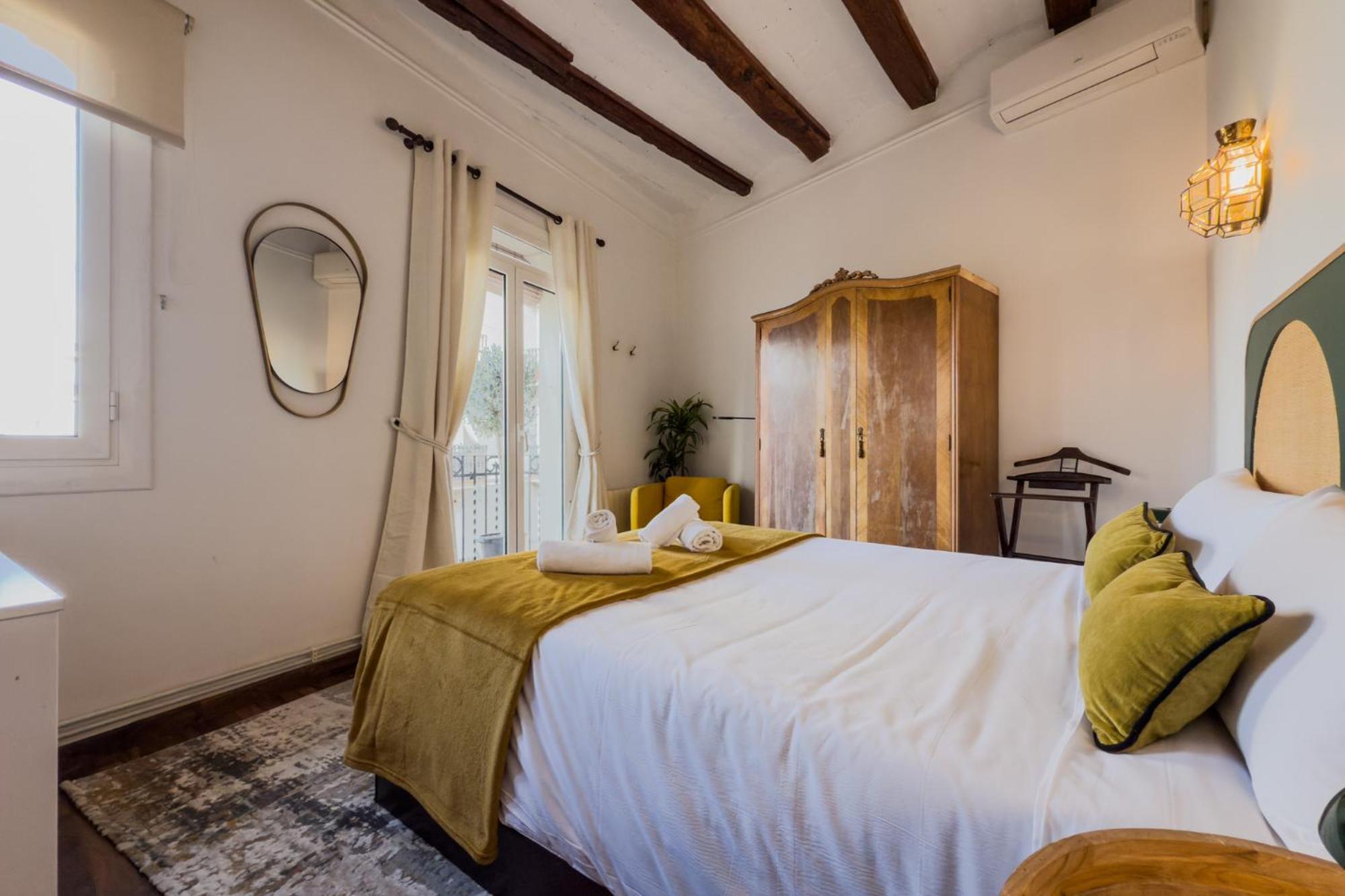Magalhaes - Trad Flat In Poble Sec, Near Ramblas Barselona Dış mekan fotoğraf